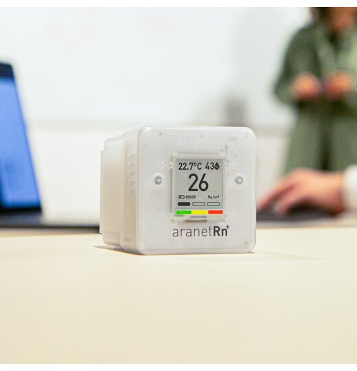 Aranet Radon Gas-Sensor mit Funkanbindung